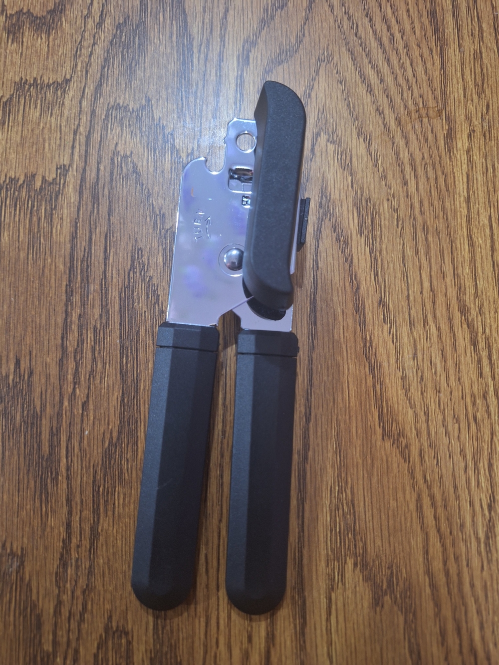 Black Manual Can Opener with Ergonomic Handles